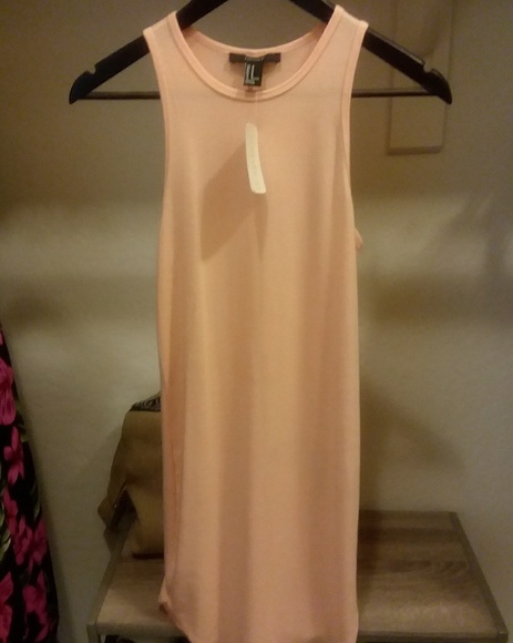 Forever 21 Dresses & Skirts - Forever 21 peach dress Forever 21 Dresses & Skirts - Forever 21 peach dress